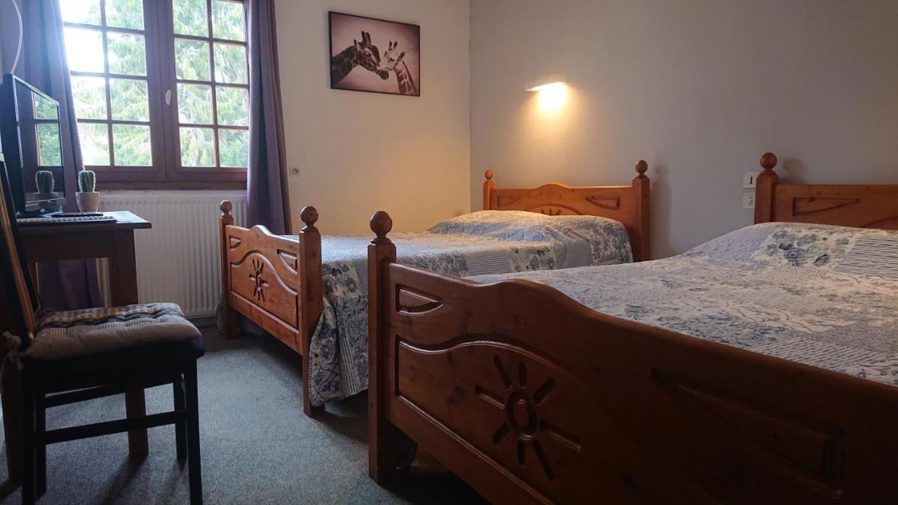 Hotel Le Petit Sale Saint-Just-le-Martel Zewnętrze zdjęcie